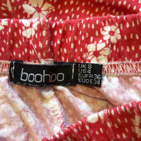 🌺Boohoo Summer Shorts🌺 - Picture 2 of 2
